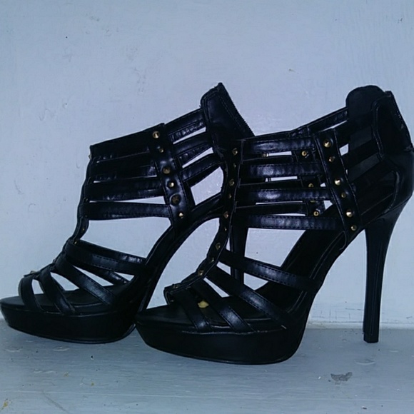 Heels - Picture 2 of 2